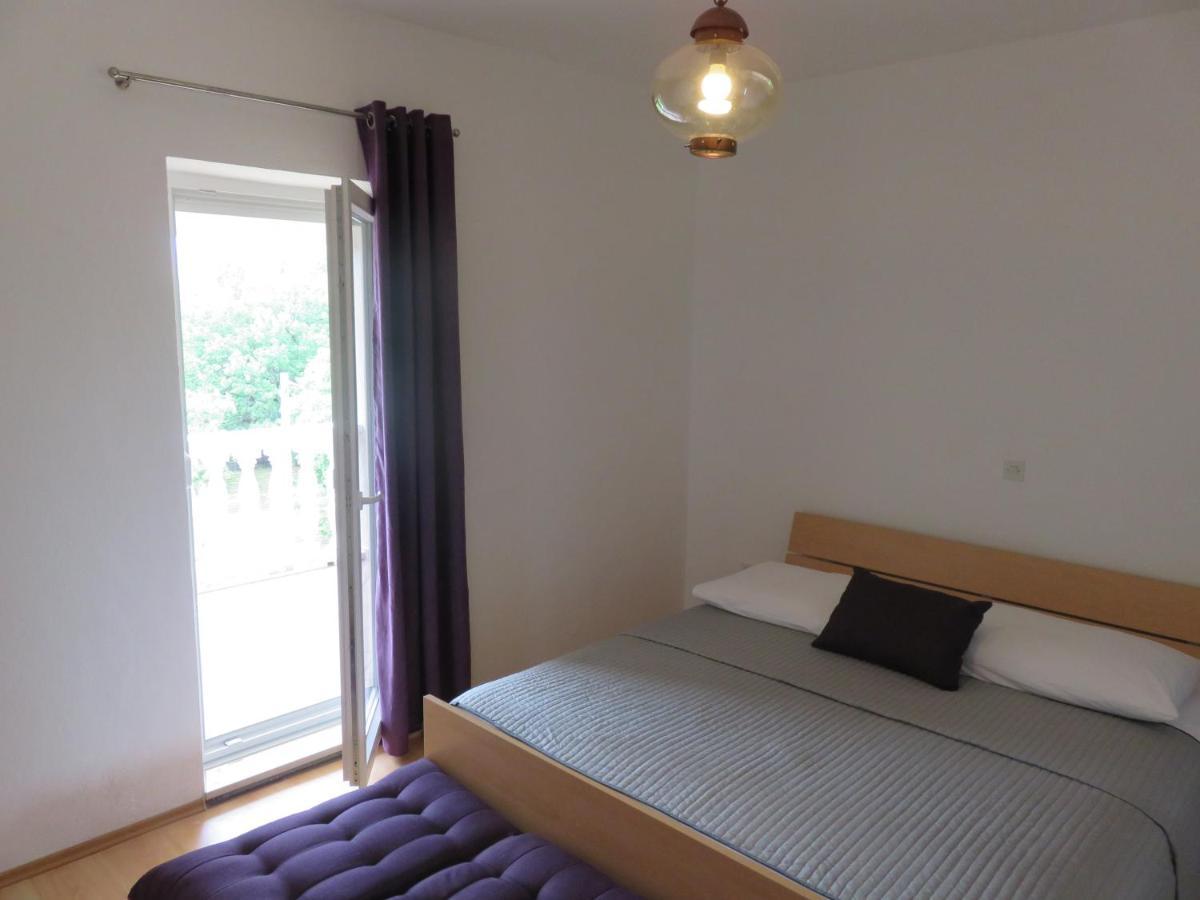 Apartmani MM Starigrad Paklenica Bagian luar foto