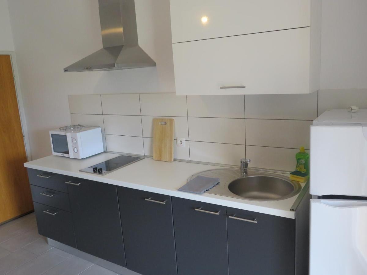 Apartmani MM Starigrad Paklenica Bagian luar foto