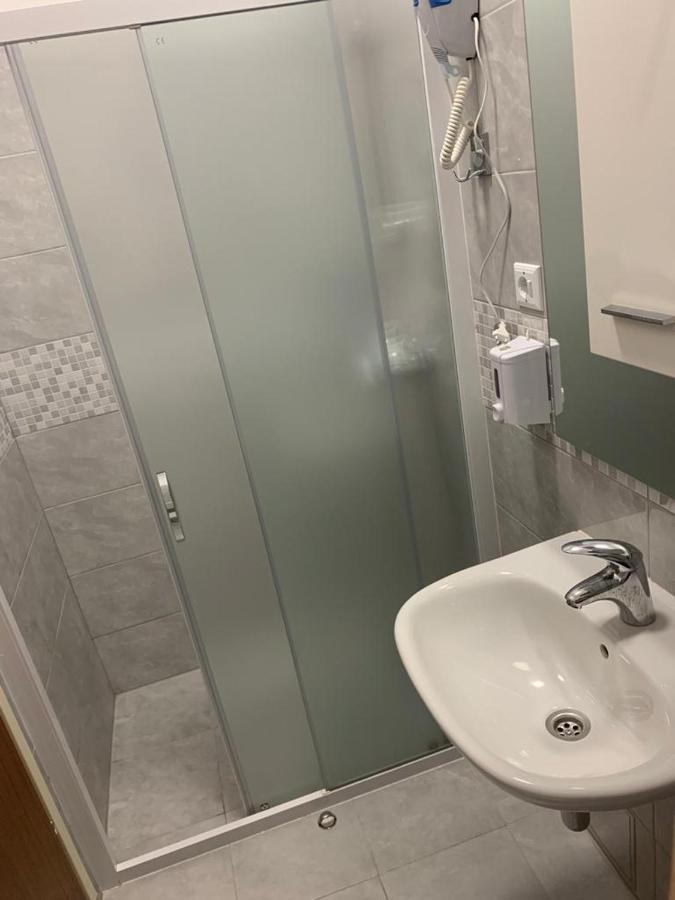 Apartmani MM Starigrad Paklenica Bagian luar foto